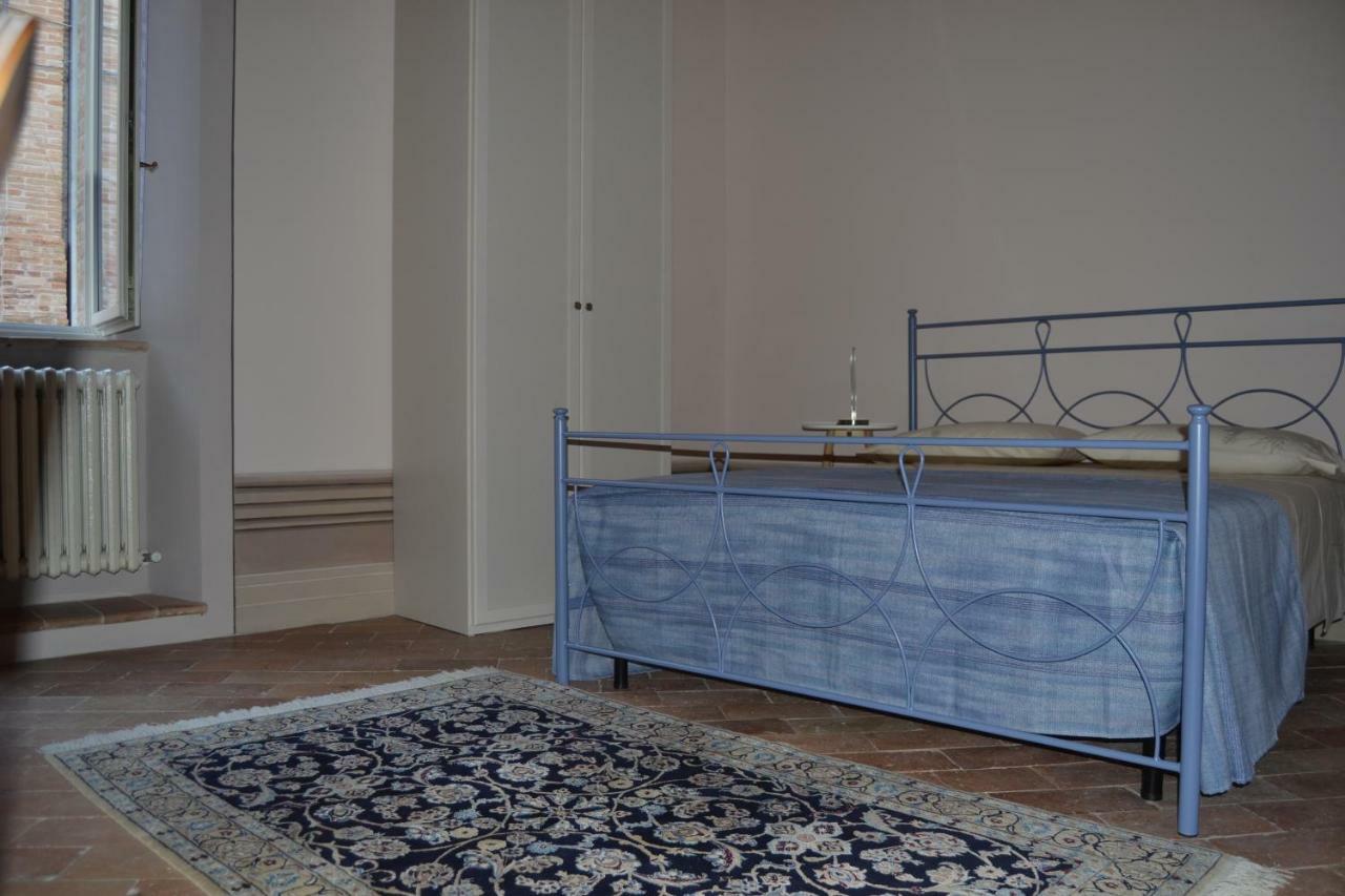 Palazzo Roberti Hotel Monte San Giusto Екстериор снимка