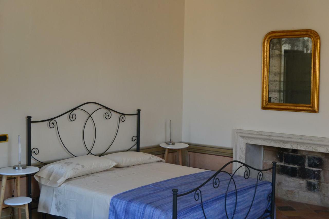 Palazzo Roberti Hotel Monte San Giusto Екстериор снимка